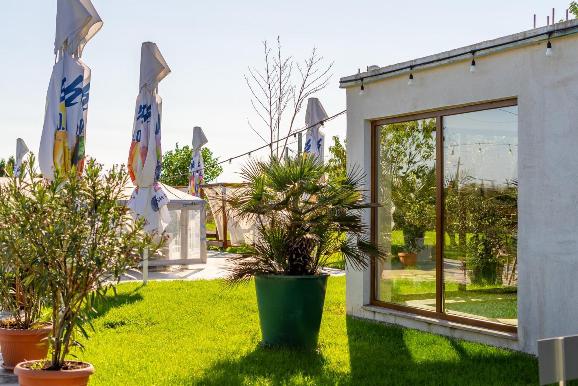 Appartamento La Casa Blanca Vladimirescu Esterno foto